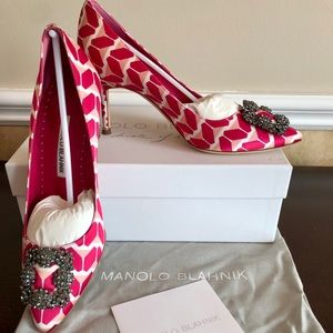 Manolo Blahnik Hangisi_Cosmo